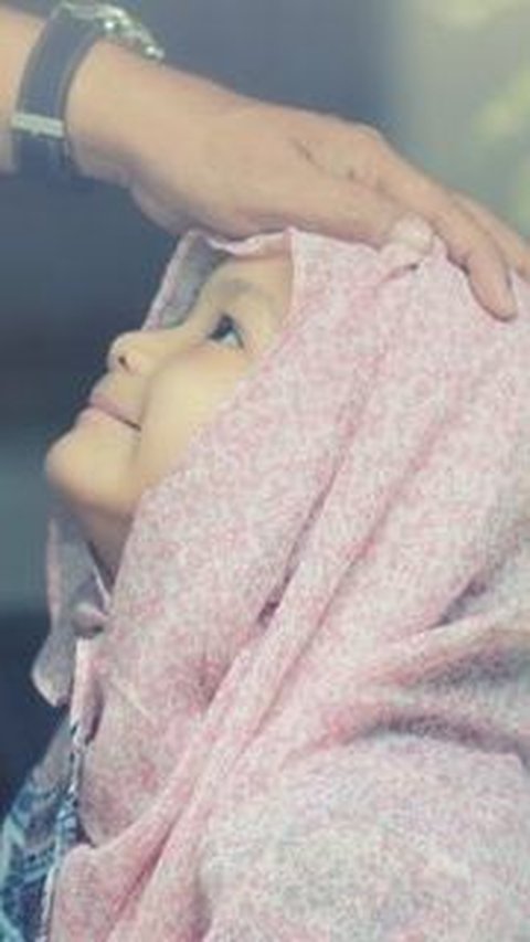 Prayer for Orphans, Read when Caressing their Heads with Love and Affection