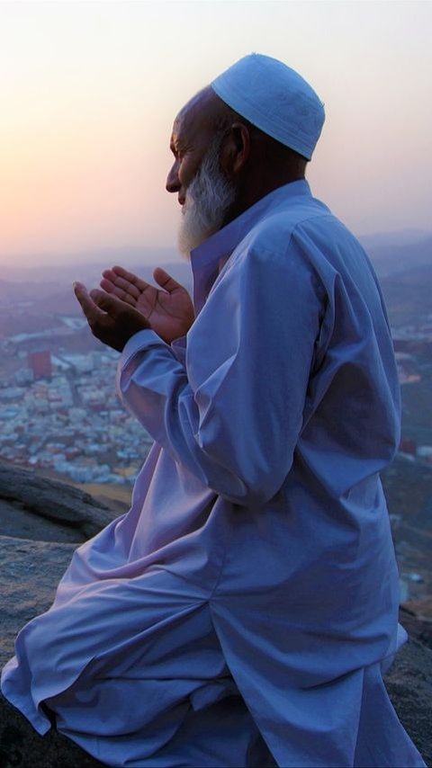 7 Cara Mendapat Syafaat Nabi Muhammad, Berselawat hingga Mengikuti Sunah