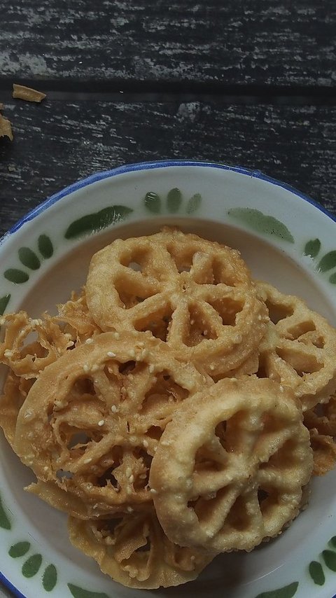 Cerita di Balik Kue Kembang Goyang yang Legendaris, Cara Ibu-Ibu Betawi Menghibur Belanda