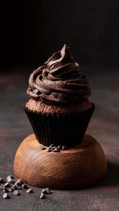 Chocolate Cupcake Recipe in 3 Versions: Classic, Gluten-Free, and Vegan