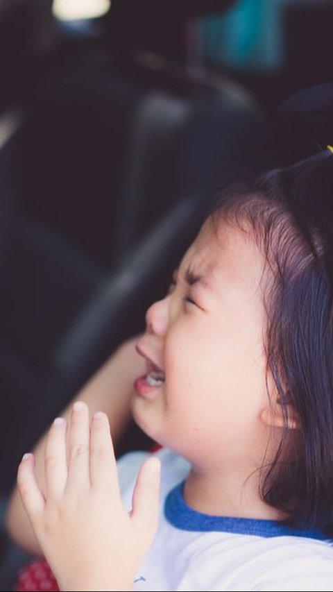 Tantrum Child When Going to School? Here are 7 Tips to Keep Your Little One's Spirit Up!
