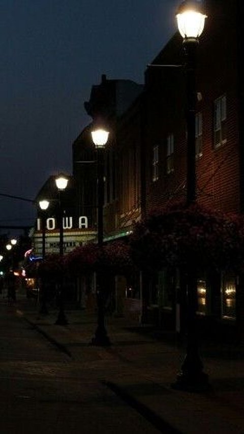 5 Haunted Places In Iowa You Need To See For Eerie Encounters