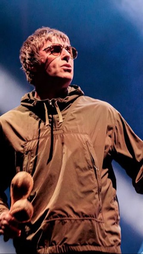 Liam Gallagher Kicks Off Oasis 30th Anniversary Tour