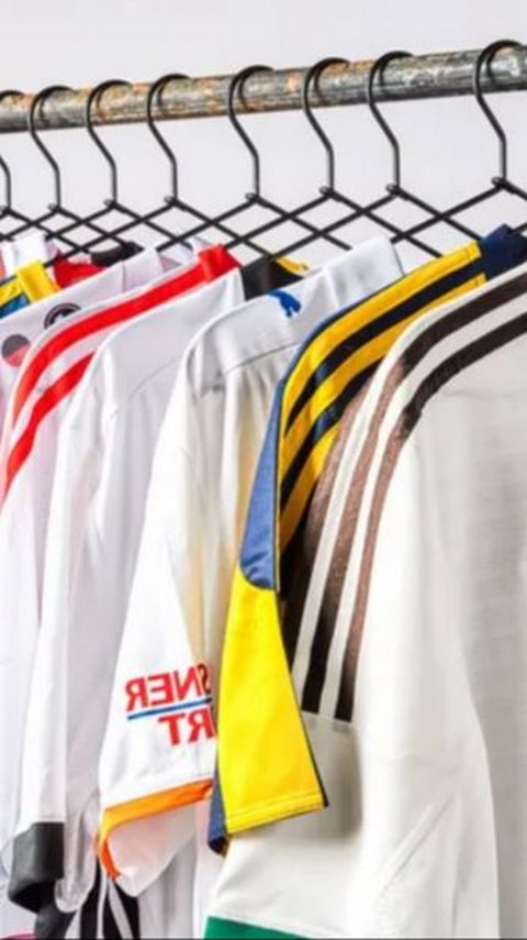 Spain Seizes 11 Tons of Fake Football Shirts Ahead of Champions League Final and Euro 2024