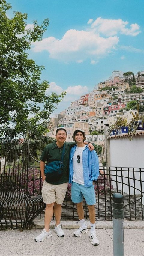 Potret Vidi Aldiano dan Sheila Dara Liburan ke Italia, Selalu Mesra dan Kunjungi Tempat yang Super Kece