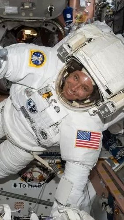 Fate of 2 NASA Astronauts Trapped in Space and Threatened with Not Being Able to Return
