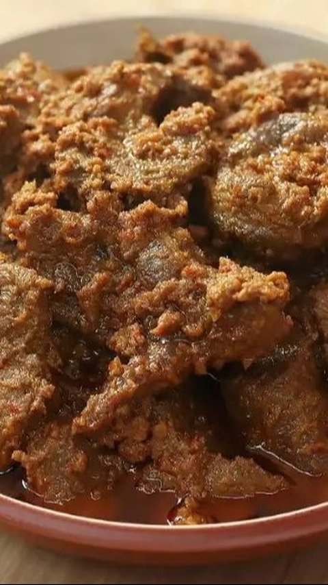 Tidak Perlu Santan dan Minyak, Ini Trik Masak Rendang Rendah Kalori yang Cocok Buat Diet