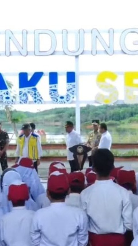 Jokowi Resmikan Bendungan Sumber Air Baku IKN