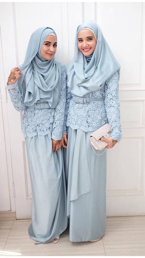 6 Inspirasi Model Kebaya Kondangan dengan Hijab dari Zaskia dan Shireen Sungkar