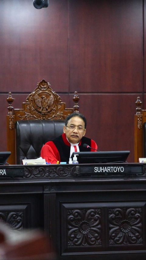 Hakim Ketua MK Larang Interupsi saat Sidang Putusan Sengketa Pileg 2024