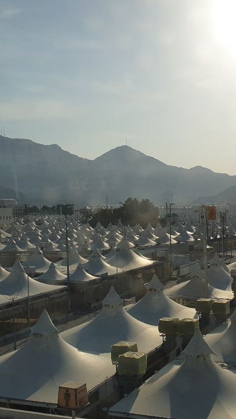 Apart from Regular Hajj Pilgrims, Entry to Arafah and Mina Tents Not Allowed