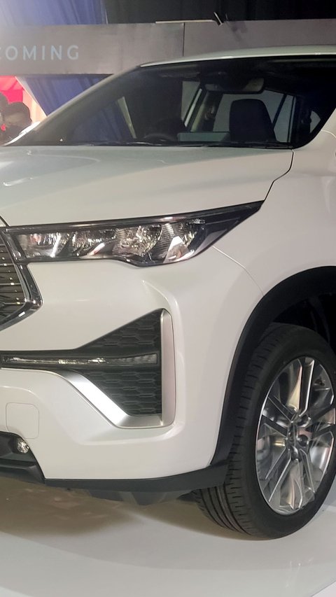 Mobil Toyota Kijang Innova Reborn memiliki harga terkini yang baru.