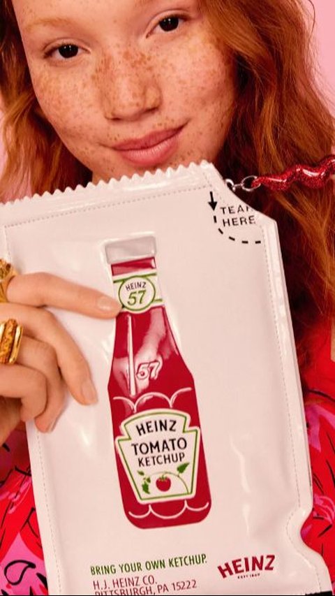 Once Again, a Unique Bag is Launched, This Time in the Form of a Sambal Sauce Sachet