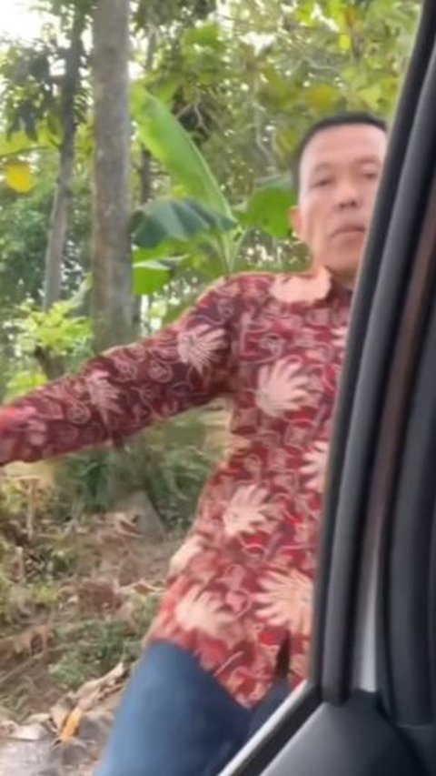 Mobilnya Lawan Arah, Pria Arogan Ngaku Ketua PP Semarang Marah & Tendang Mobil Lain, Begini Endingnya