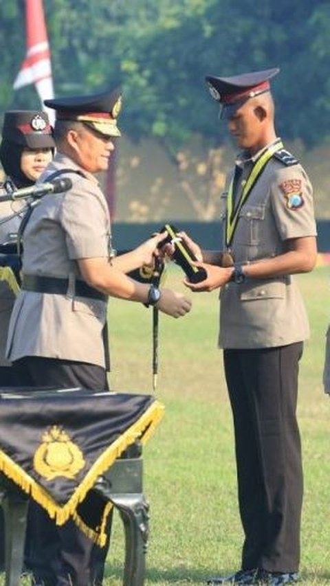 4 Anak Yatim Piatu Lulus Jadi Polisi, Pesan buat Almarhum Sungguh Mengharukan