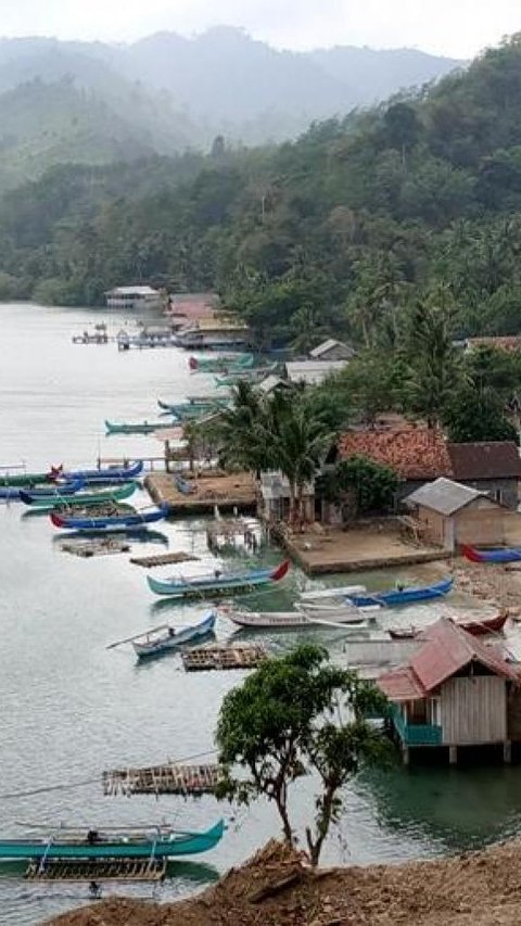 Pulau Kiluan, Wisata Bahari di Lampung Suguhkan Hamparan Pasir Putih yang Memesona