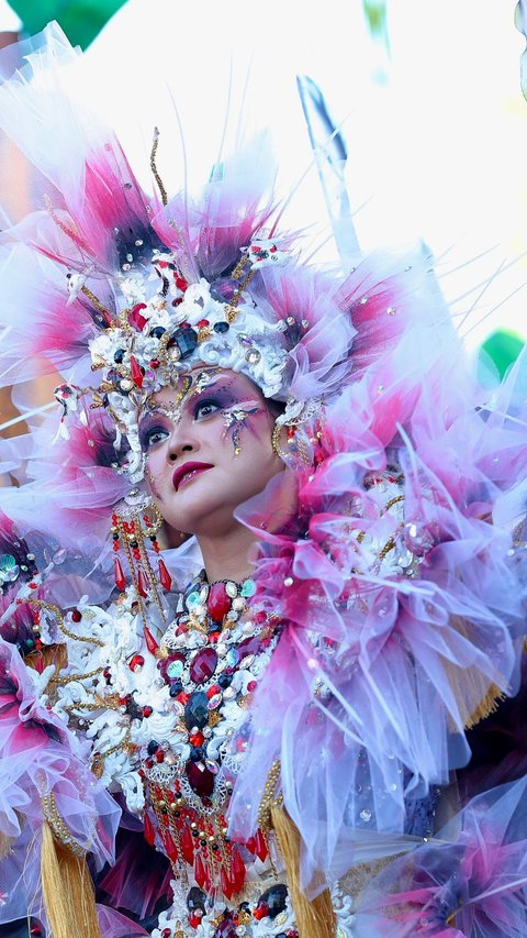 Saksikan Banyuwangi Ethno Carnival, Menparekraf: Acuan bagi Daerah Penyelenggara Event Nusantara