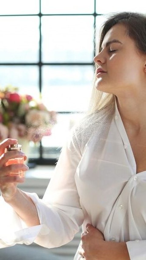8 Aroma Parfum yang Disukai Pria untuk Meningkatkan Gairah Pasangan