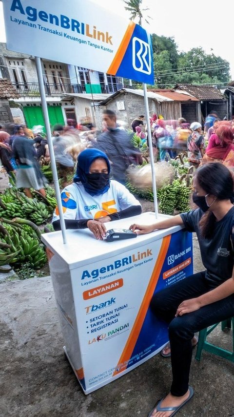 Wanita Asal Tanjung Priok Ini Beri Bukti Kisah Sukses Jadi Agen BRILink