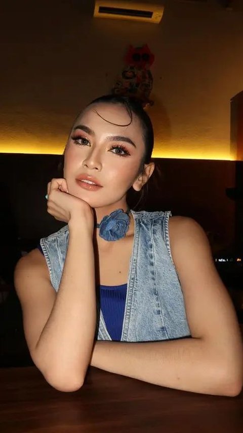 6 Potret Menawan Mahalini Raharja dengan Berbagai Gaya Makeup sebelum Operasi