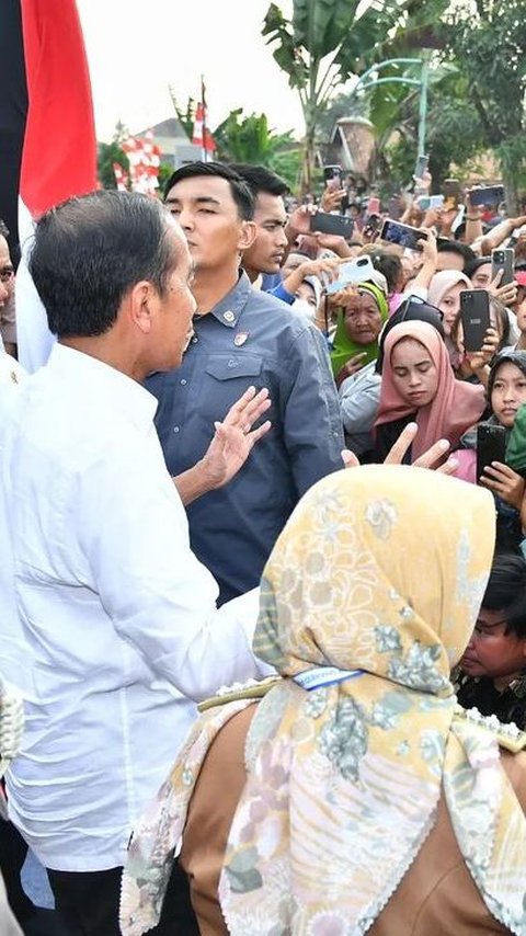 VIDEO: Celoteh Kocak Warga Saat Bertemu Jokowi di Tengah Pasar 