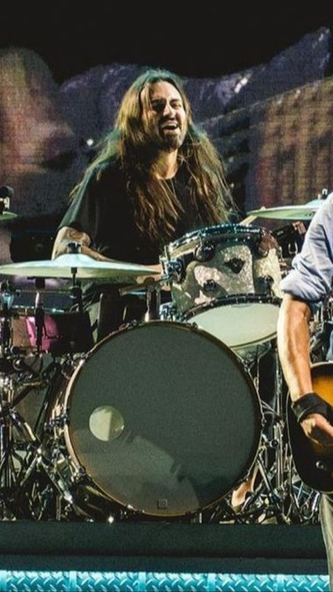 Jay Weinberg Back Playing for Bruce Springsteen After 15 Years