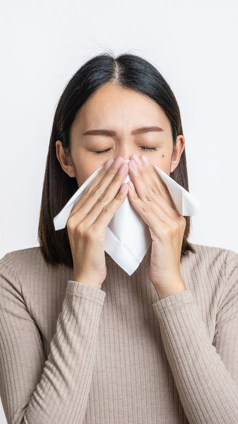 5 Dangers of Holding in Sneezes, One of Them is Damage to Blood Vessels