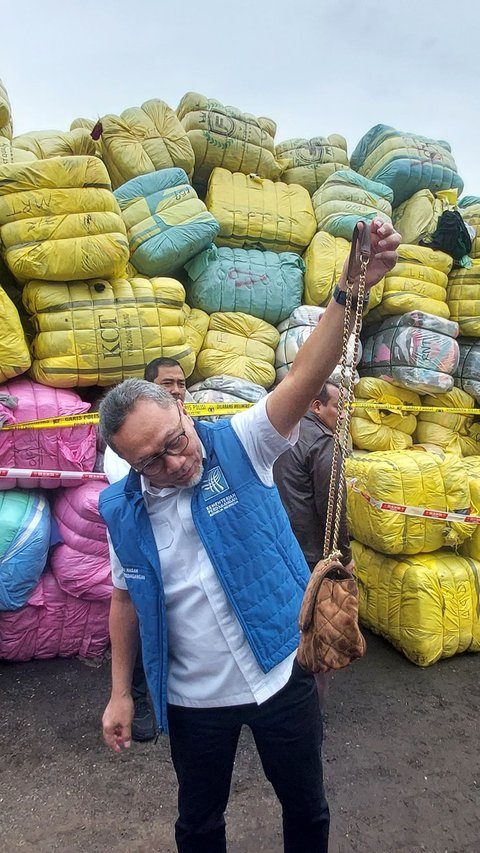 Terungkap Ini Biang Kerok Produk Impor Ilegal Banjir di Tanah Air