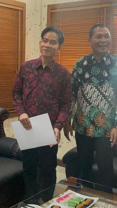 Usai Mengundurkan Diri, Gibran Pamit dan Minta Maaf