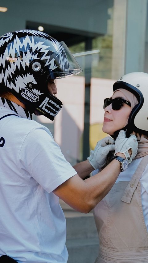 Sama-sama Hobi Motoran, Intip Foto-foto Mesra Omesh dan Dian Ayu yang Bikin Baper