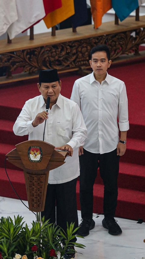 Gibran Mundur dari Wali Kota Solo, Prabowo Tetap Lanjut Jabat Menhan