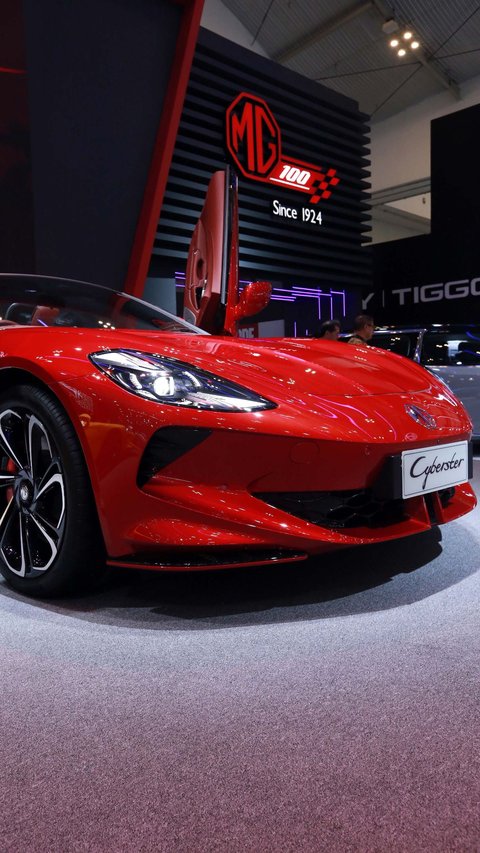 Portrait of MG Cyberster Electric Sports Car at GIIAS 2024, It Can Reach a Speed of 100 KM/Hour in 3.2 Seconds