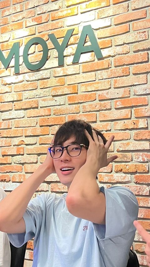 Ganteng Maksimal, Potret Member Seventeen Kompak Bagikan Foto-foto Wonwoo Tampil Bare Face