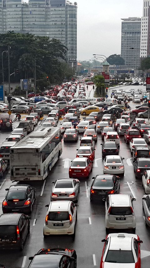 Cars and Motorcycles Must Have Insurance Starting Next Year