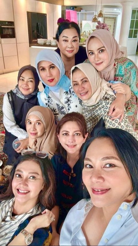 Tetap Cantik dan Awet Muda, Intip Potret Reuni Artis Lawas Dari Dian Nitami Hingga Bella Sahapira  yang Sahabtan Selama 24 Tahun