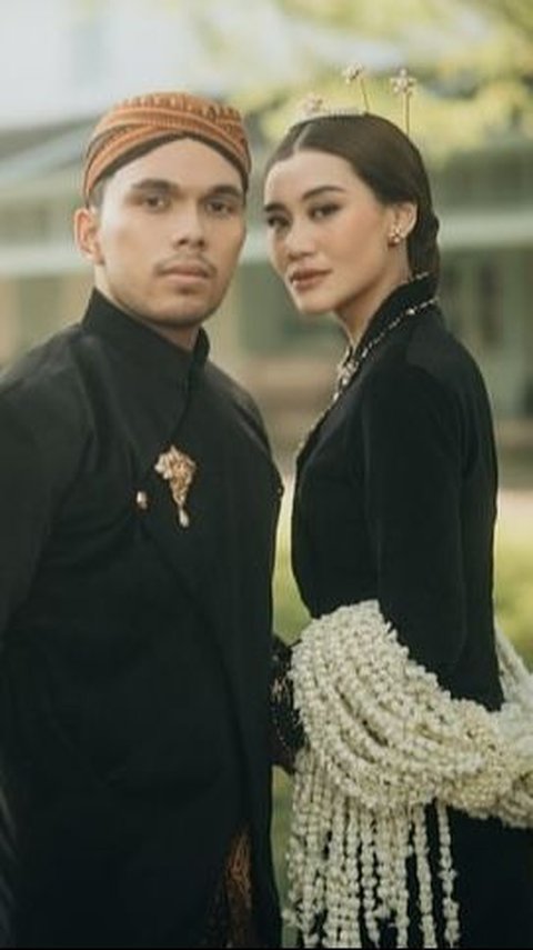 9 Pre-wedding Photos of Aaliyah & Thariq at Puro Mangkunegaran Palace Solo, Luxurious like Royalty