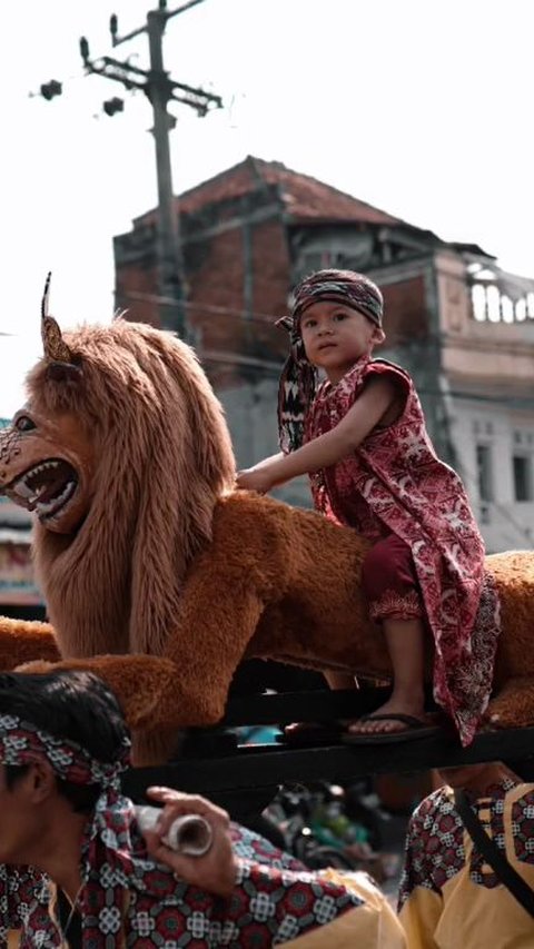 Tradisi Unik Anak-Anak di Tasikmalaya yang Akan Disunat, Wajib Dimandikan dan Diarak Keliling Kampung