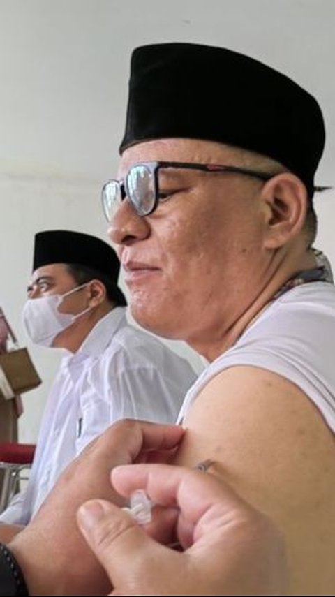 Kemenkes Wajibkan Jemaah Umrah Vaksin Meningitis