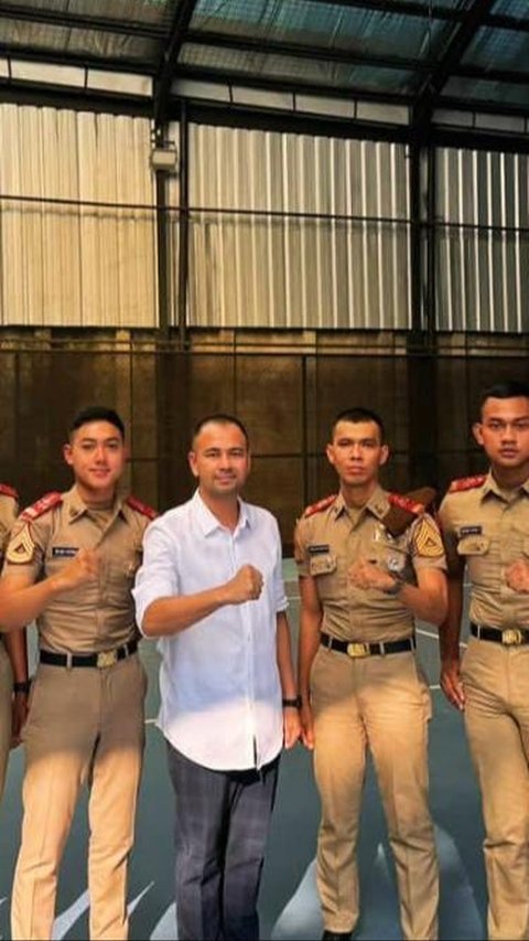 Raffi Ahmad Kedatangan 7 Taruna Akmil ke Andara, Pose Gagah Sang Calon Pemimpin Bangsa