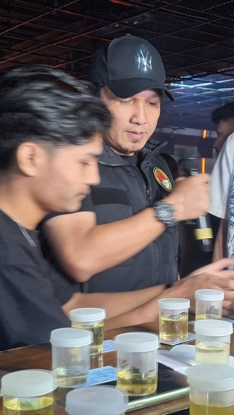 Polda Riau Tes Urine Ratusan Pengunjung Kelab Malam, Ini Hasilnya