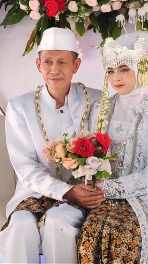 Handsome Loses to Wealthy, 80-Year-Old Grandfather Marries 19-Year-Old Girl with a Dowry of Rp200 Million