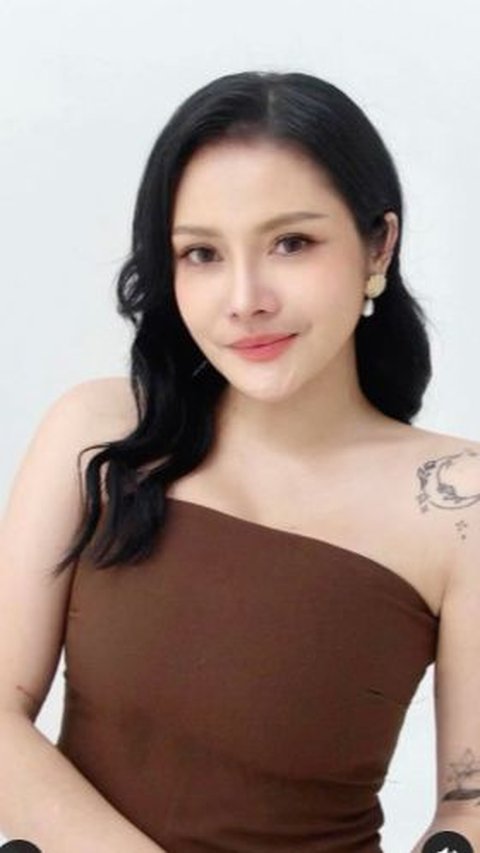 Willing to Spend Hundreds of Millions, 8 Latest Photos of Mawar AFI After Plastic Surgery, Initially Just Accompanying a Friend