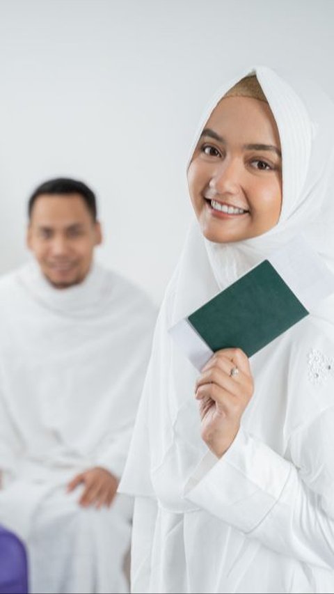 Tak Harus Menunggu Tua, Begini Tips Berangkat Haji di Usia Muda