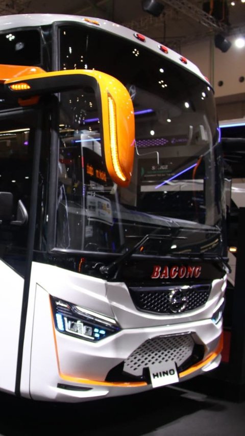 Hino Perkenalkan Bus AK 240 Space Frame di GIIAS 2024