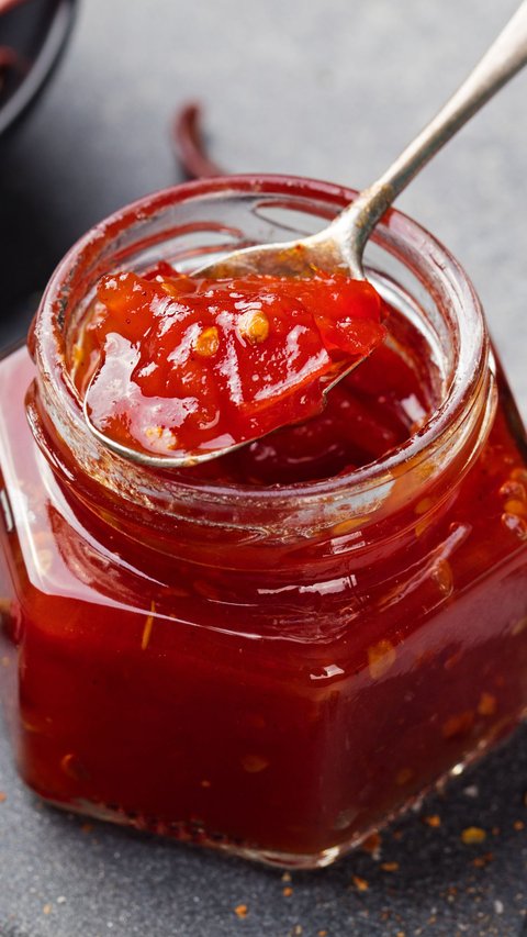 Make Homemade Chili Sauce to Avoid Preservatives, Here's How
