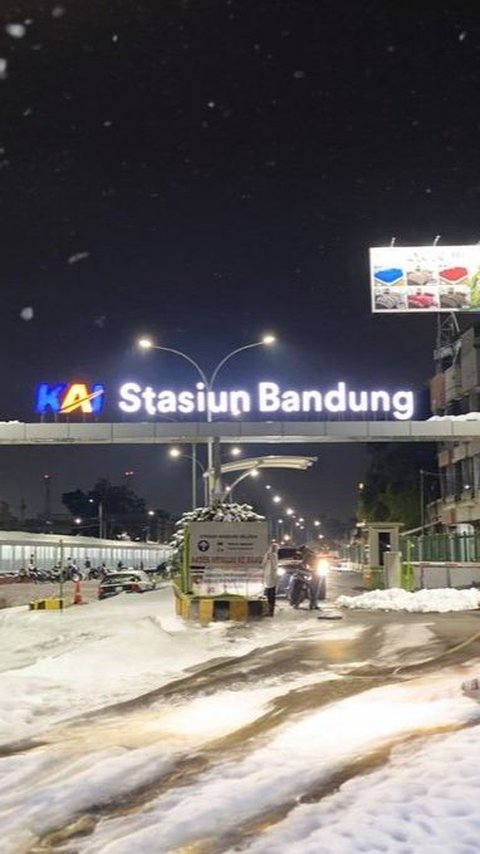 Viral Foto Bandung Diselimuti Salju, Cek Faktanya