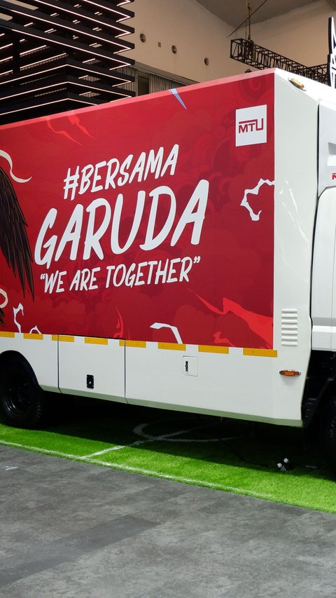 Mitsubishi Fuso Showcases VAR Trucks for the New Indonesian League at GIIAS 2024, Can Monitor Football Matches