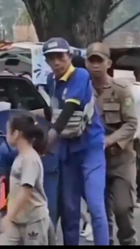 Viral Pedagang Roti Didorong saat Car Free Day, Ini Penjelasan Kasatpol PP Medan