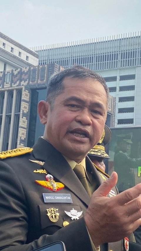 Anggota TNI Banyak Kebutuhan Ekonomi, Kasad Maruli Persilakan Jadi Driver Ojol 'Saya Kalau Sempat Ngojek, Ngojek Juga'
