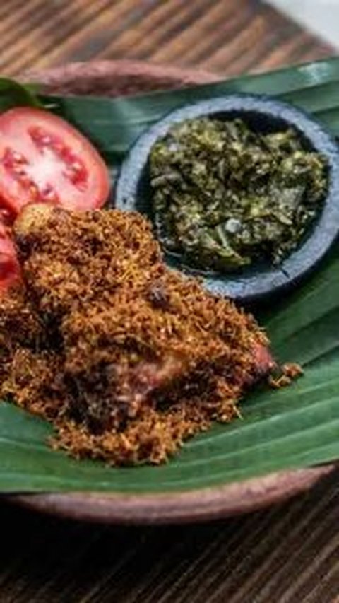 Cara Bikin Ayam Goreng Serundeng yang Gurih dan Tak Berminyak, tapi Tahan Sampai 4 Bulan